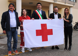 La bandiera della Croce Rossa sventolerà sulla facciata della Delegazione Comunale di Centobuchi