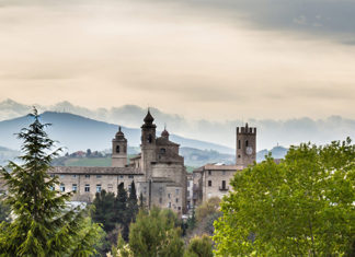 La Notte Romantica a Offida: cene a lume di candela, aperitivi a tema e musica
