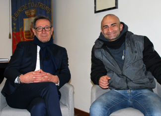 Boxe, il sindaco Piunti riceve il campione di kick-boxing e K1 Roberto Palestini