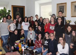 Liceo Scientifico Rosetti, il Club dei Lettori a casa della scrittrice Lia Levi