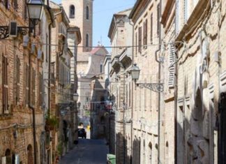 Spazi pubblici all’aperto, il Comune di Ripatransone concede l’utilizzo gratuito