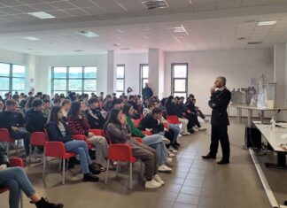 San Benedetto, gli studenti del Liceo Scientifico Rosetti a lezione di cyberbullismo