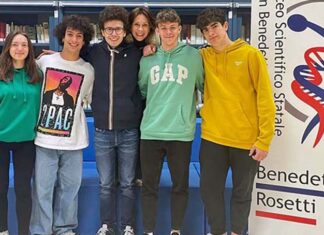 L’Università Bocconi incorona il Liceo Rosetti. La squadra del Debate vince il torneo nazionale