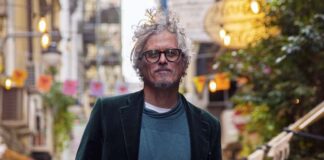 “Nel cuore, nell’anima”: Niccolò Fabi apre la rassegna e incanta Piazza Piacentini