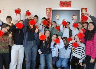 IIS “A.Capriotti”, gli studenti di lingua cinese celebrano la Festa delle Lanterne