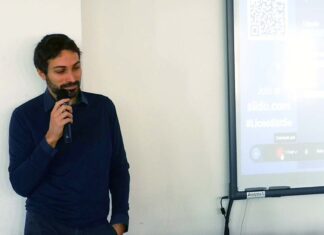 Il fisico Andrea Splendiani incontra gli studenti del Liceo Rosetti:«Non bisogna avere paura di sbagliare»