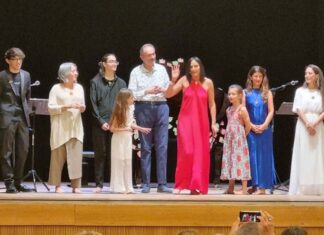 “Foglie” di Francesco Tranquilli al Concordia, un incantevole viaggio a più voci tra poesia e musica