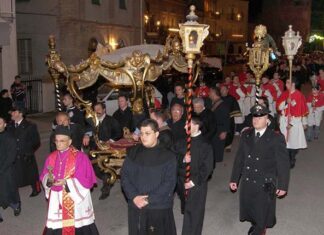 Acquaviva Picena, venerdì la solenne Processione del Cristo Morto