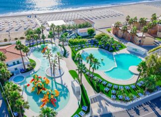 Carifermo dà credito al territorio: «La buona pratica dell’Holiday Family Village»