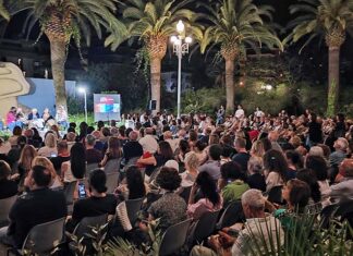 Folla senza precedenti per i finalisti del Premio Strega. San Benedetto travolta dall’entusiasmo per la grande letteratura