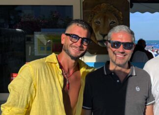 Arte al mare, i leoni di Donato Gentili conquistano Grottammare