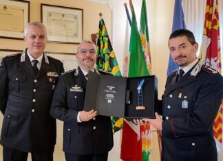 Fi.Fa. Security consegna all’Arma dei Carabinieri l’opera “Ladro di Stelle” di Marcello Sgattoni
