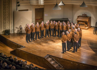 Non si canta più “Tu scendi dalle stelle”