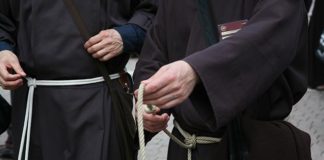 Anche i frati, nel loro piccolo…