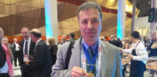Attilio Cavezzi, un medico sambenedettese premiato in Australia