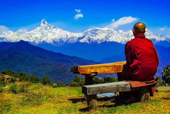 Monaco Buddhista in Himalaya bis