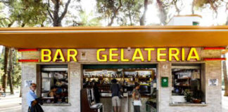 San Benedetto. Grande Pino Bar : ancora esiste e resiste