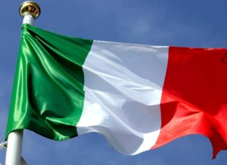 Festa della Repubblica, un corteo nel centro cittadino per celebrare il 72° anniversario