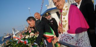 Festa Madonna della Marina, ecco le immagini della processione in mare
