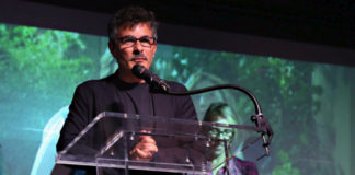 Paolo Genovese diverte un’affollata Palazzina Azzurra