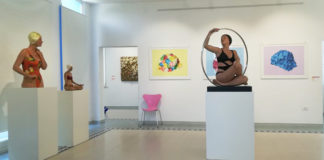“Abbronzatissima”, le opere di Carole Feuerman in mostra fino all’8 settembre in Palazzina Azzurra