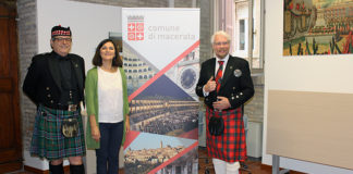 Aria scozzese a Macerata con “A Splash of Tartan”, la parata in abiti e musiche tradizionali
