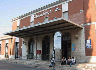 Parcheggio della stazione di San Benedetto, il Comune a confronto con FerServizi