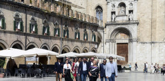 Ascoli sfida ai fornelli Roccafluvione nel programma televisivo “C’è posto per 30?” di Max Giusti