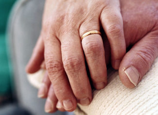 Anniversari di nozze a Grottammare, 151 coppie in Comune. Santo Stefano ricco di eventi