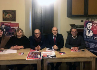 Premio Tonino Carino, grandi nomi del giornalismo e quattro salotti tematici al Serpente Aureo di Offida