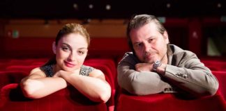 “Nove” di Edoardo Erba al Teatro Vittoria, in scena i drammi dell’uomo contemporaneo