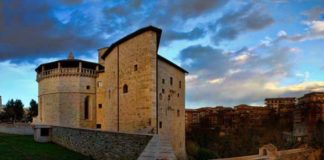 “Miles”, le opere dell’artista ascolano Arnaldo Marcolini al Forte Malatesta