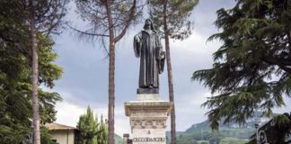 “Ascoli celebra Cecco”, inaugurazione della statua del magister ascolano dopo cento anni
