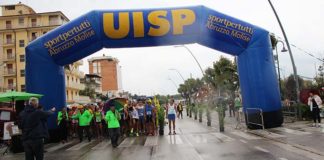 “Alba Running”, oltre 200 partecipanti sotto la pioggia. Trionfa il marocchino Tarik Marhnaoui