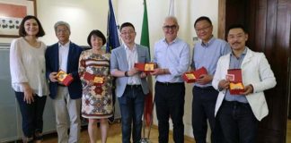 Macerata, delegazione di Shanghai in Comune per rafforzare il vincolo di amicizia