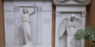 Il Vaticano e il mistero doloroso delle due bare vuote