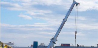 Antenna in via Valtellina, Urbinati: «Irragionevole intervenire durante la pandemia»