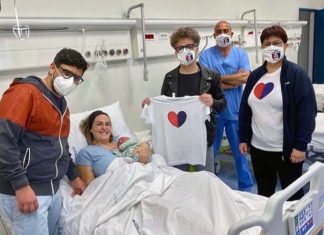 Samb, Serafino visita i reparti del Madonna del Soccorso: consegnate mascherine e magliette rossoblù