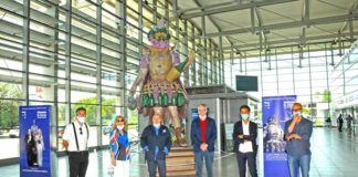 “Enolo”, la scultura di Dante Ferretti dà il benvenuto ai turisti all’Aeroporto delle Marche