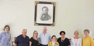 Recanati, Veronica recita Leopardi e spopola sul web: oltre 5 milioni di visualizzazioni