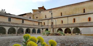 L’Abbadia di Fiastra, dove ogni dettaglio merita attenzione