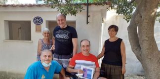 Grottammare, turista di Folignano dona due carrozzine da mare per disabili