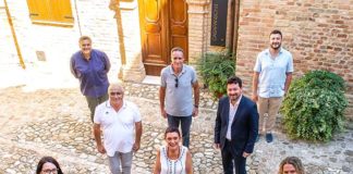 Elezioni a Cossignano, Roberto De Angelis presenta la sua squadra: «Vogliamo riaprire un cammino»