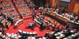 Nuova legge elettorale, due riforme costituzionali per un Parlamento ridimensionato
