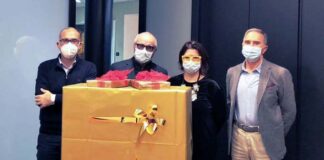 Area Vasta 5, la famiglia Faraotti dona un computer e due tablet al “Mazzoni”