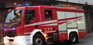 San Benedetto, crollo parziale di un tetto in via Madonna della Pietà: famiglia ospitata in un residence