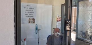 Grottammare, mascherine trasparenti agli addetti comunali