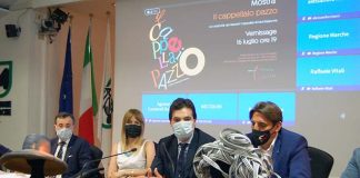 La mostra “Il Cappellaio pazzo” di Montappone debutta sul palcoscenico internazionale di Bruxelles