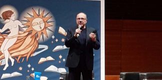 Salone del Libro di Torino, “La carezza della memoria” di Carlo Verdone: un collage di ricordi personali