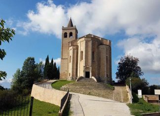La chiesa di Santa Maria della Rocca a Offida
